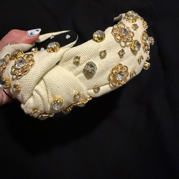 NWT Lele Sadoughi Marigold Crystal Embellished Knotted Headband Ivory main image 6